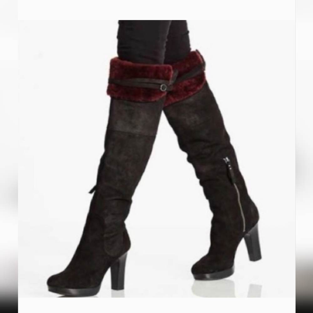 UGG Ophira Boots